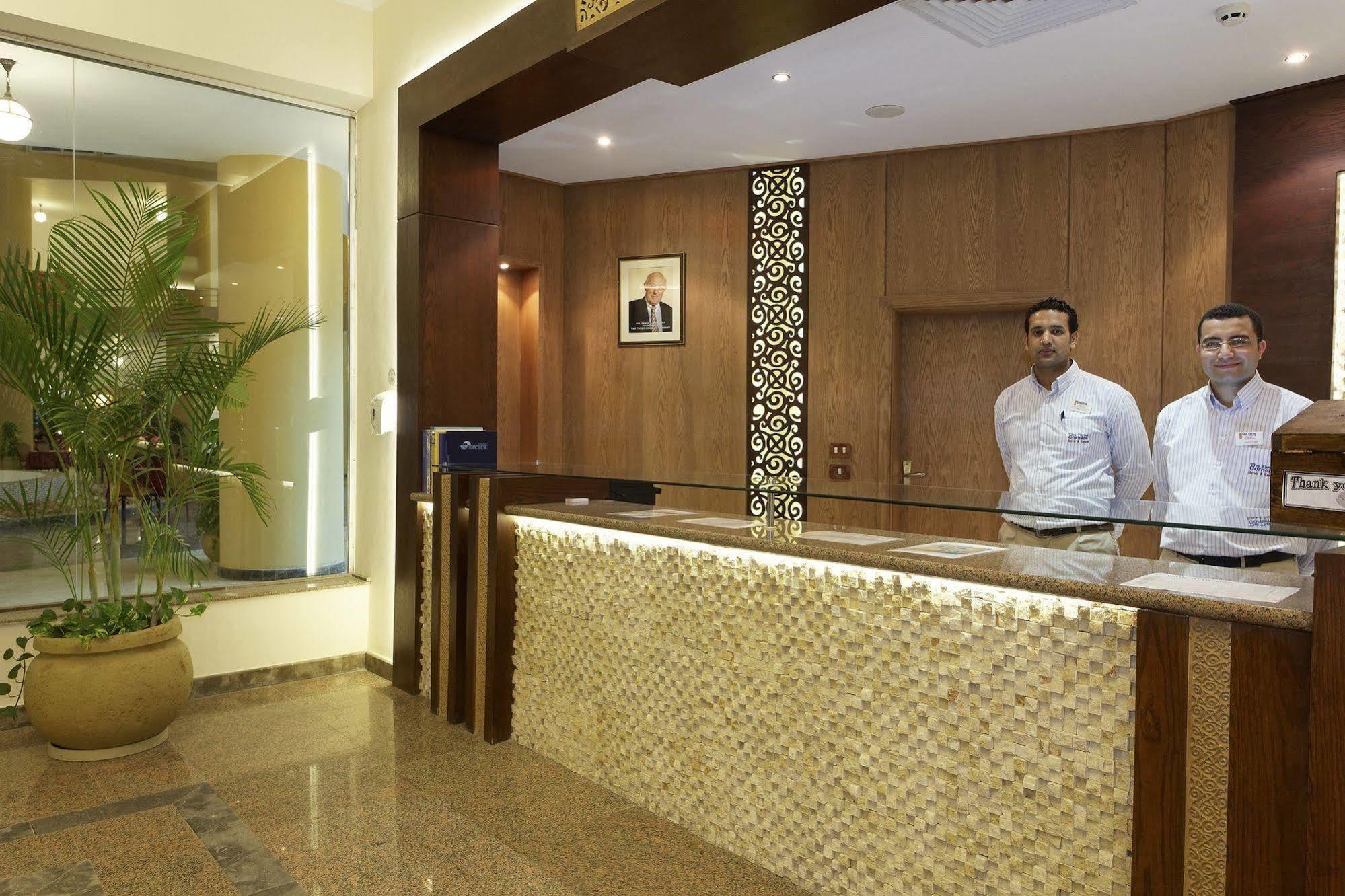 فندق مرسى علمفي  ذا ثرى كورنرز إيكونكس بيتش ريزورت المظهر الخارجي الصورة
